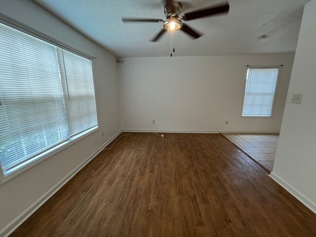 Photo - 1742 Eli Pl Unit A