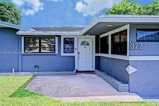 Photo - 372 W Dayton Cir