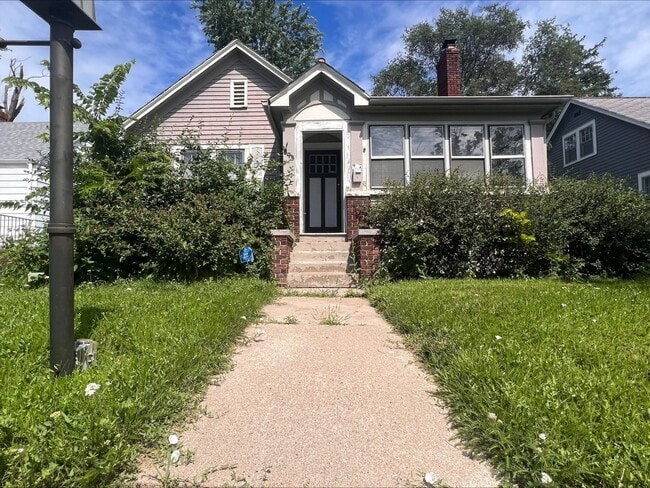 Coming Soon!!! Spacious 5 bedroom House Wi... - Coming Soon!!! Spacious 5 bedroom House Wi...