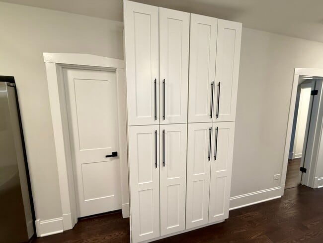 Photo - 5942 W Eastwood Ave