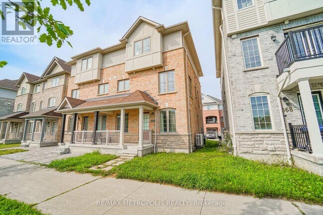Photo - 866 Audley Rd S