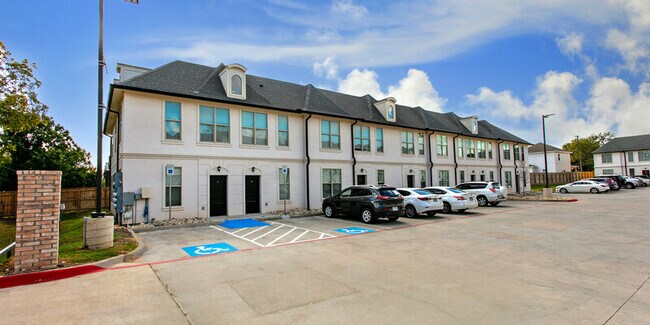 The Addison At Waco - The Addison At Waco Condo Unit 1
