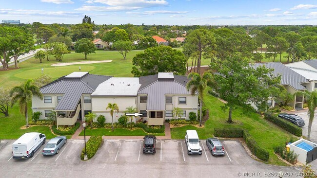 Building Photo - 12962 Briarlake Dr Unit 103