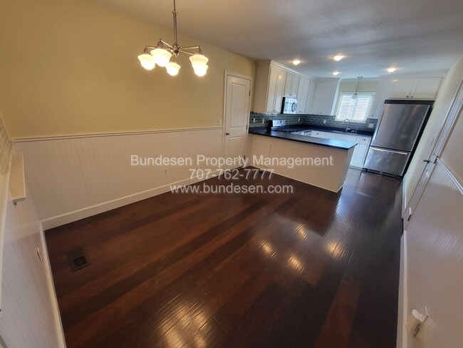 Photo - 19019 5th St W