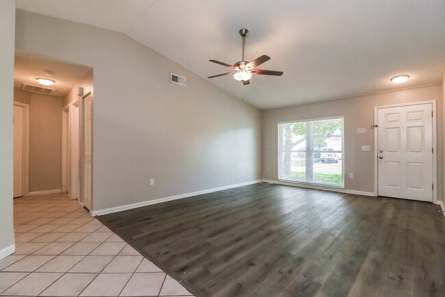 Photo - 706 Hazy Meadow Ct