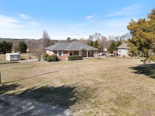 Photo - 46 Destiny Ln