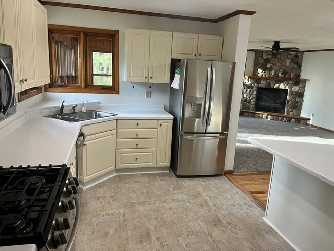 Cocina - 2184 13 12 1/2 Ave