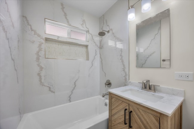 Photo - 3539 Delta Ave Unidad 3539