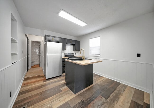 Photo - 1129 N 29th St