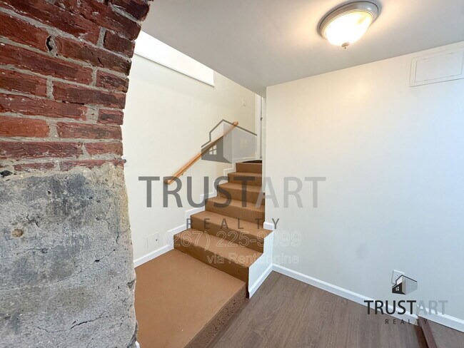 Photo - 910 N 41st St Unidad 4