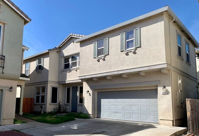 Photo - Spacious Four Bedroom, Three Bath Home in ...
