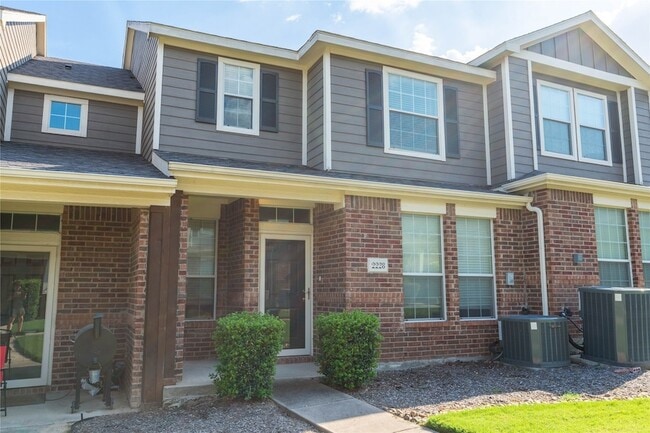 Photo - 2228 Stonepark Pl