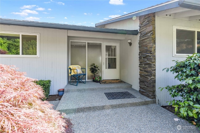 Photo - 8424 75th Ave E