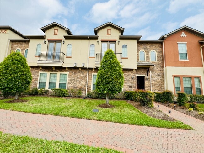Building Photo - 14535 San Pietro Dr