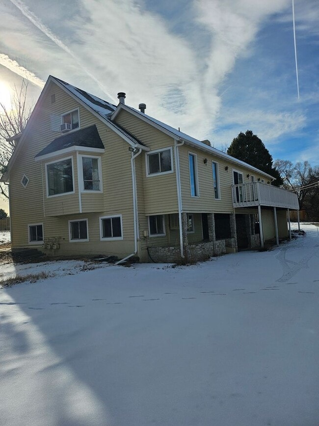 Building Photo - 745 McCarthy Dr Unit #C