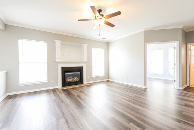 Photo - 204 Bells Creek Dr