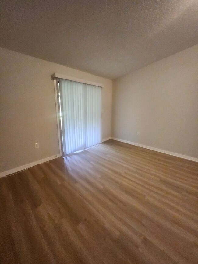 Photo - 2824 Coleman Ct Unit 1