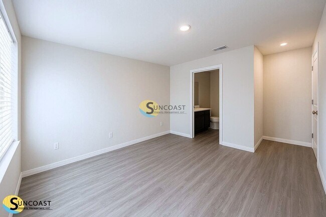 Photo - 6450 Sweetbay Ln Unidad 201