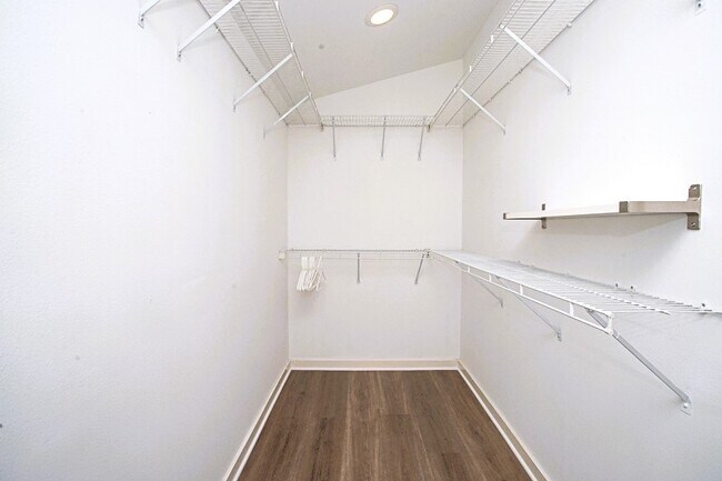 Photo - 1713 Gillette St