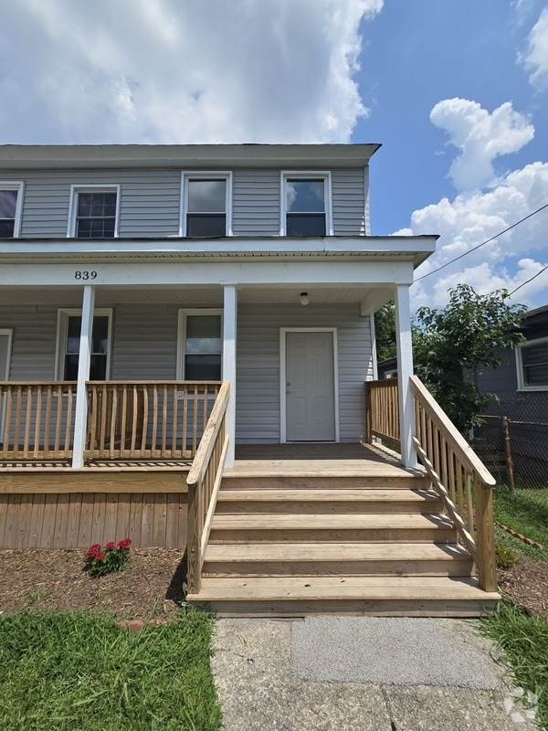 Building Photo - 839 Mt Vernon Ave Rental