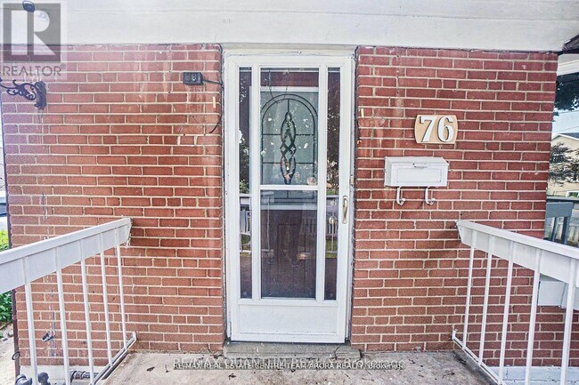 Photo - 76 McCaul St