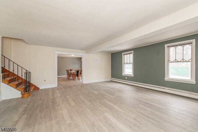 Photo - 382 Howard Blvd