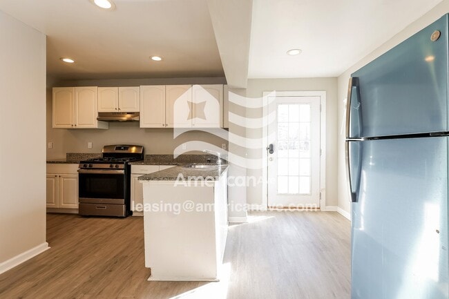 Photo - 147 Avery St