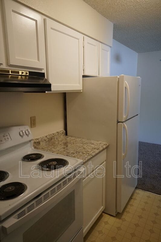 Photo - 280 E Highline Cir Unit #102