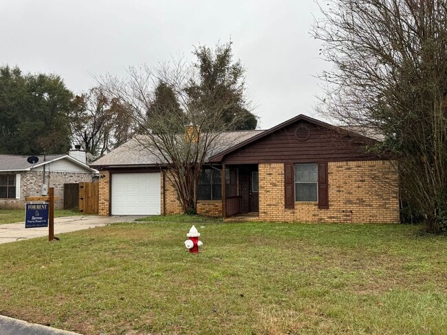 Building Photo - 800 Christian Dr