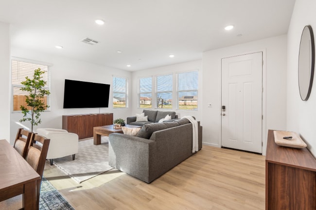 Photo - 8304 Eleodoro Wy