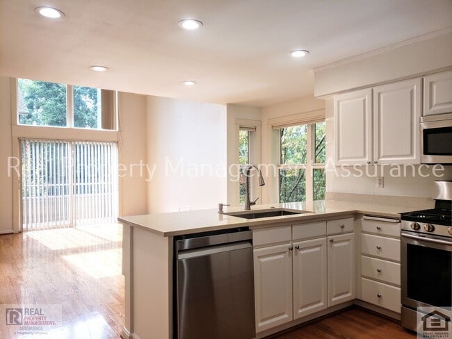 Photo - 10275 NW Alder Grove Ln