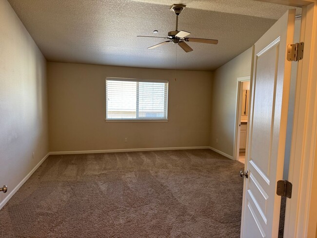 Photo - Amazing 3 bedroom home