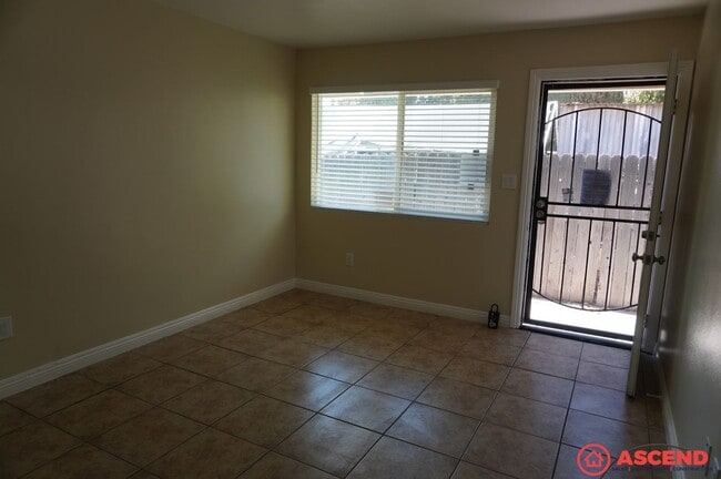 Photo - 821 Oregon St Unit 821 Oregon #D