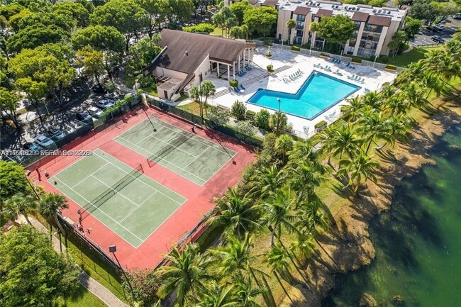 Photo - 14611 N Kendall Dr Unit 304L