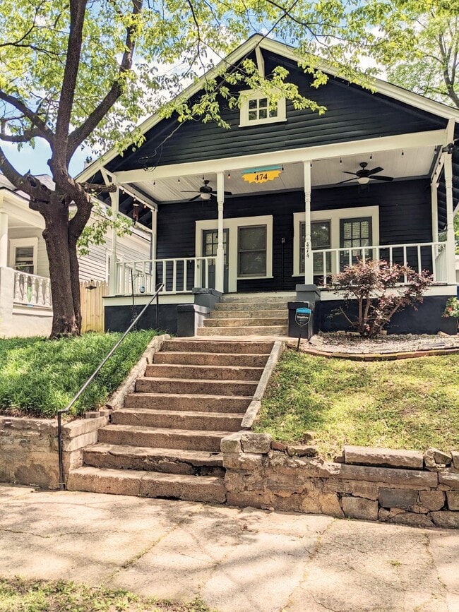 Photo - 474 Kelly St SE