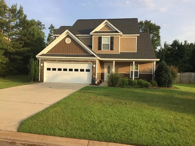 Blythewood Beauty - Three Bedroom, Two and... - Blythewood Beauty - Three Bedroom, Two and... House