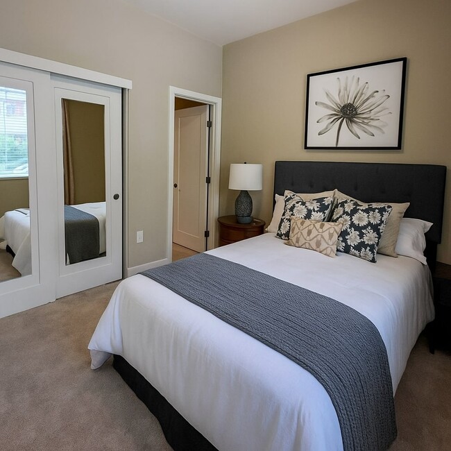 Photo - 5959 Charlotte Dr