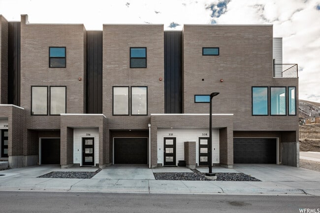 Draper townhome with VIEWS! - Draper townhome with VIEWS!