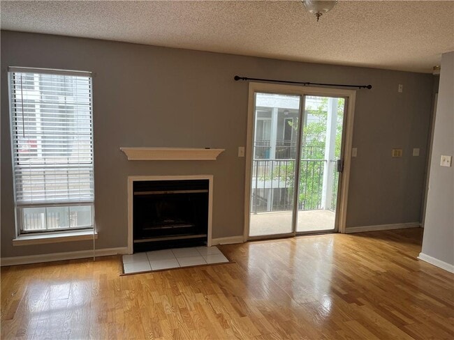 Photo - 612 Granville Ct