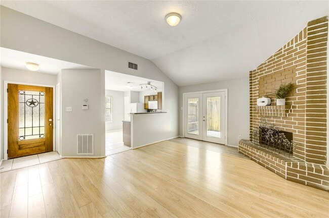 Photo - 5207 Beaverhill Dr Casa