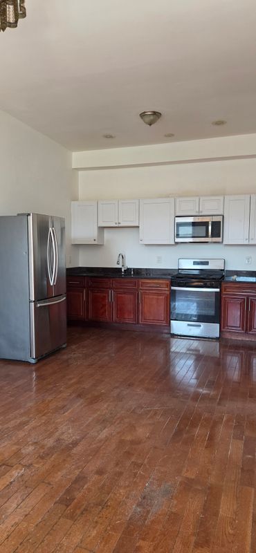 113-10 Farmers Blvd Unidad 2R