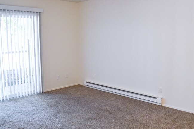 Halsey Summit Apartments