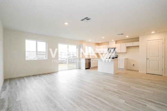 Photo - BRAND NEW West Roseville Solar home for rent!