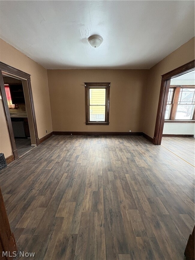 Photo - 24 Euclid Ave