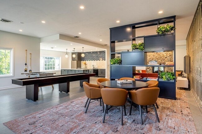 Photo - Lakeside Village Apartment Homes