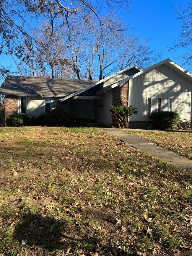 4 bedroom/3 baths house - 4 bedroom/3 baths house