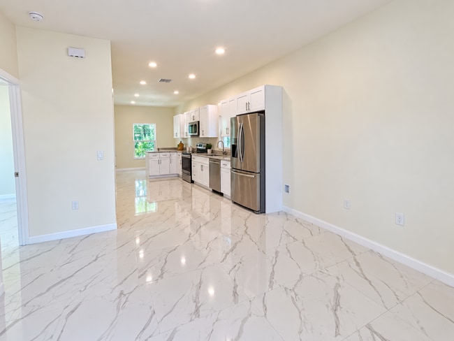 13055 Appleby Dr