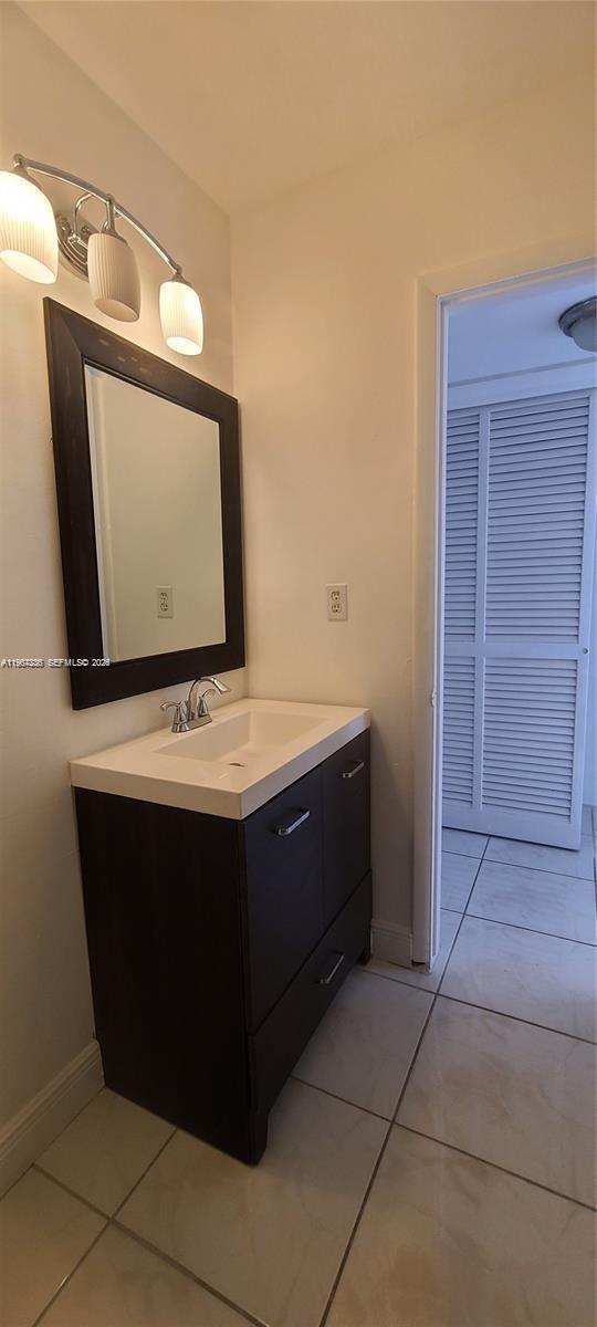 Photo - 1540 NE 191st St Unit 207