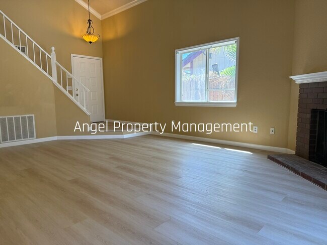 7769 Heathston Ct