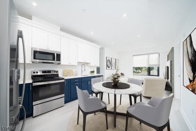 Photo - 12 River Rd Unit 205